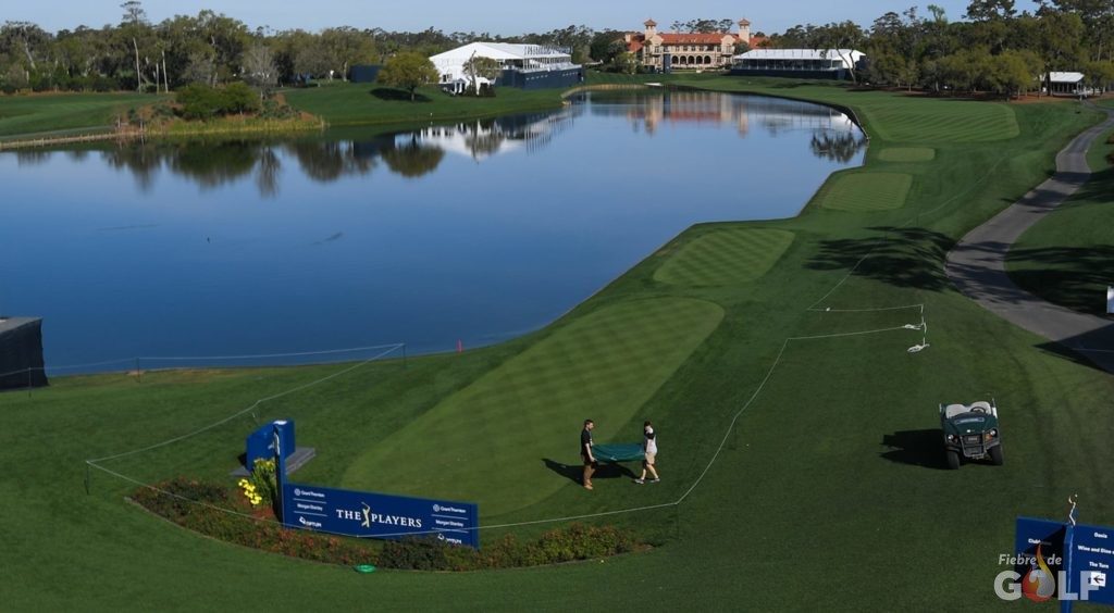 El hoyo 18 del TPC es uno de los mas retadores "finishing holes" de; PGA Tour.